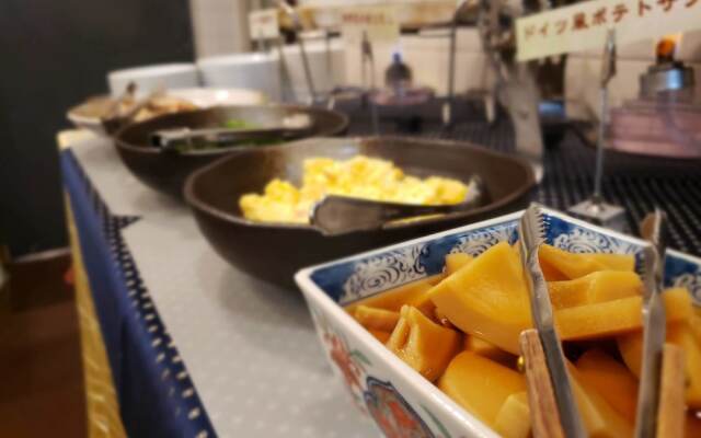 Takamatsu Station Hotel