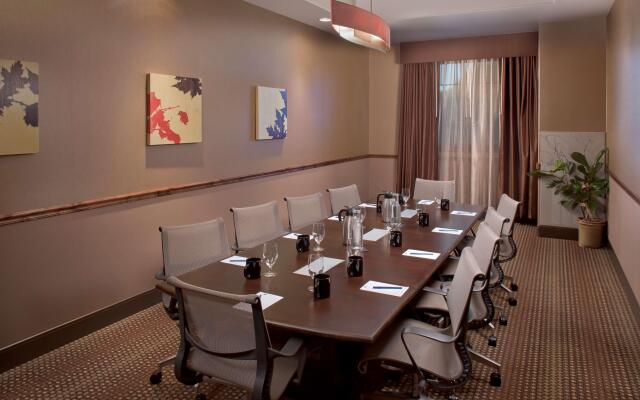 Best Western Premier Ivy Inn & Suites