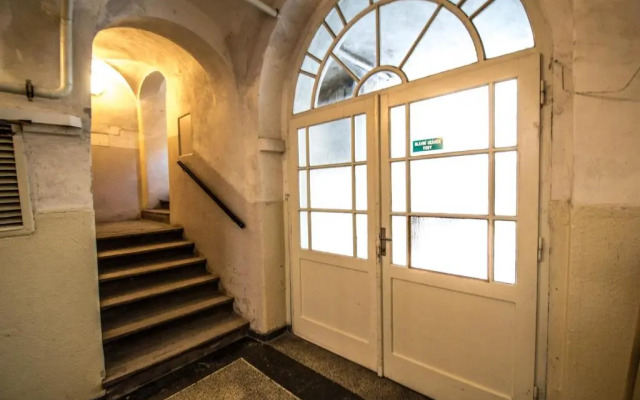 Unique Apt 250M From The Charles Bridge