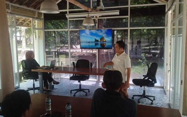 Elhoppo Pasir putih resort & resto