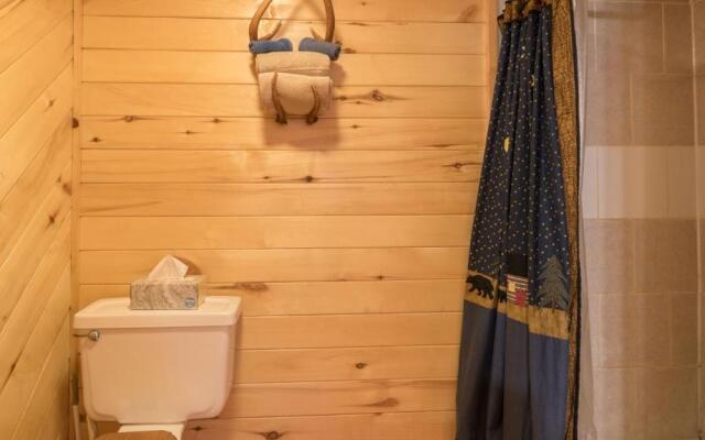 Upper Canyon Inn & Cabins