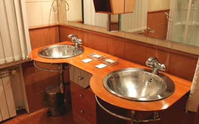 Меблированные комнаты on Alleya