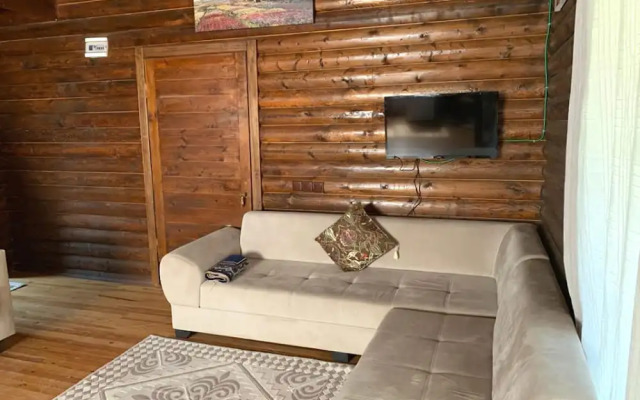 Sakli Cennet Esadiye