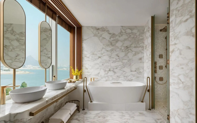 The Silveri Hong Kong - MGallery