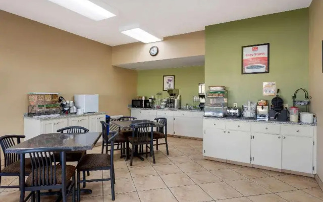 Econo Lodge Belton