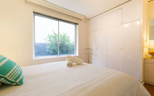 SELENA, 2BDR South Yarra Apartment