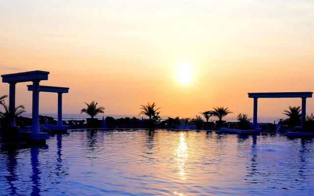 Korumar Deluxe Hotel