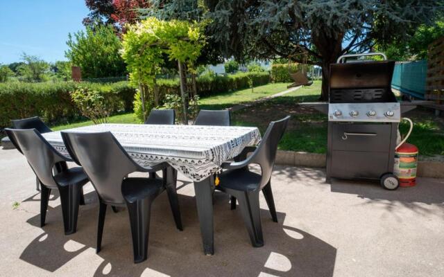 Maison de ville avec 3 chambres et grand terrain