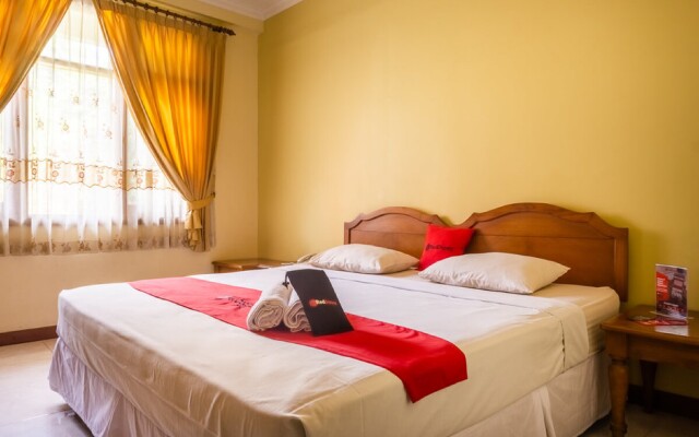 RedDoorz Plus near Brawijaya Museum