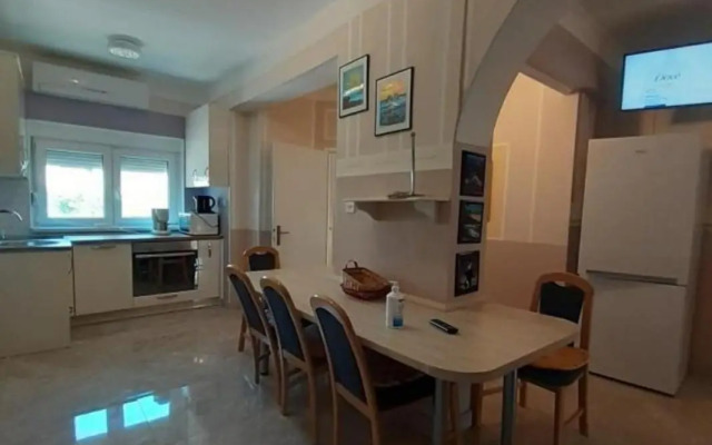 Apartments Ivo