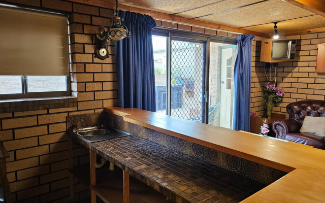 Spacious Holiday Home - Waikerie – Guest Rooms – Waikerie