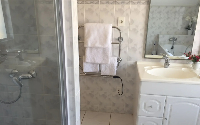 Oceanview Suite