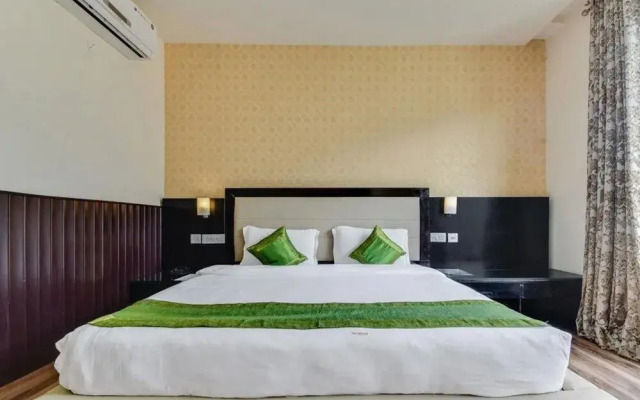 Goroomgo Hotel New Vaikunth  Dharamshala