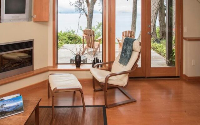 Skipping Stone Beach B&B