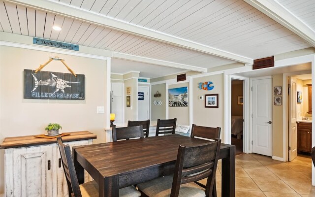 Dolphin Point 104b 2 Bedroom Condo by RedAwning