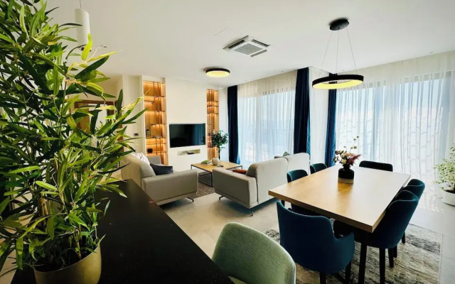 Royal Blue Resort & Residence