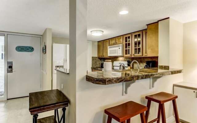 2126 Beachwood
