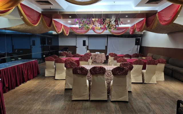 Hotel Anand Retreat