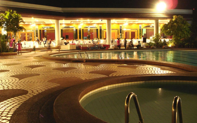 Siam Thani Hotel