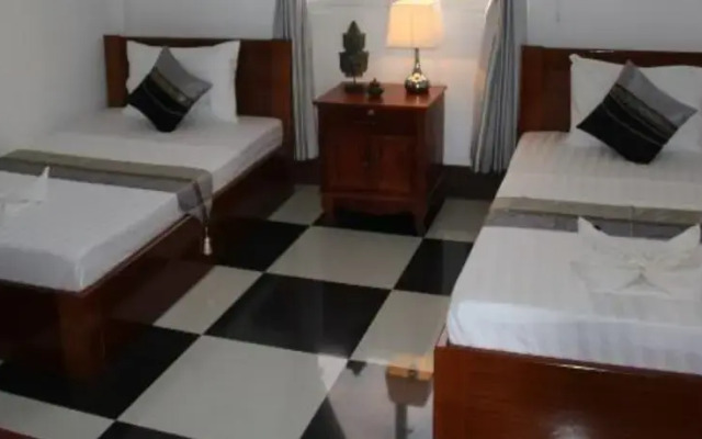 Lakeside Boutique Villa