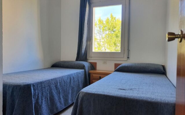 Payet Apartments 2-4 Personas