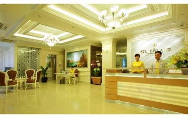 Silverland Sil Hotel