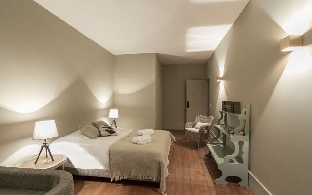 Nomad Town House
