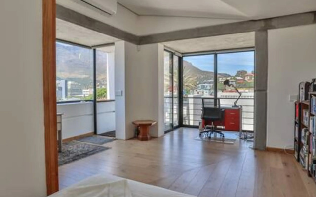Signal Hill 1 by CTHA, Cape Town