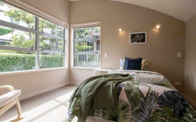 Great Location On Gilbert - Central