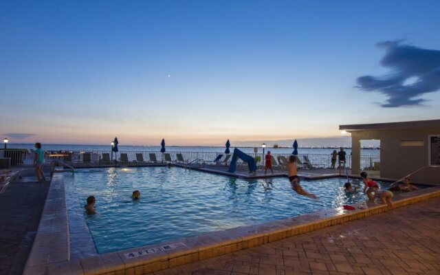 Sailport Waterfront Suites