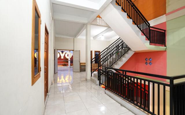 OYO 475 Kartika Syariah Homestay