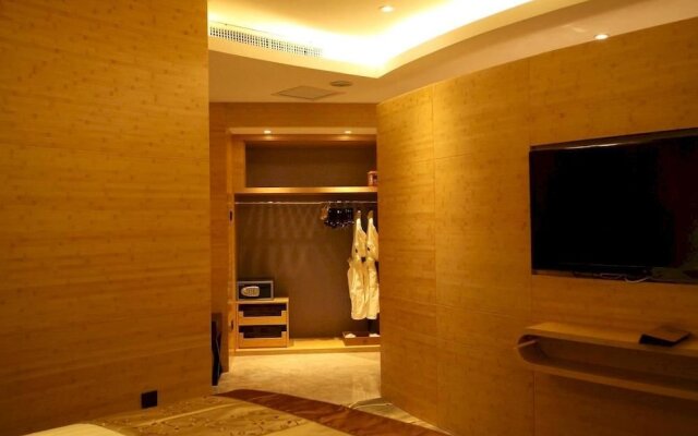 Tianmu Lake Grand Metropark Hot Spring Hotel - Liyang