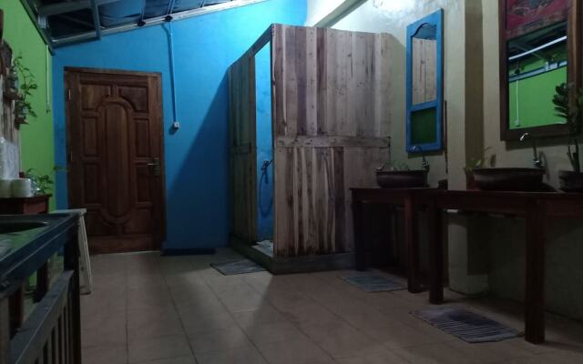 Arjuna Garden Homestay - Hostel