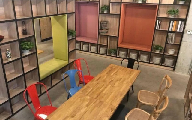 Sweetome Vacation Rentals (Beihuan Ranjiaba Shizishan Park)