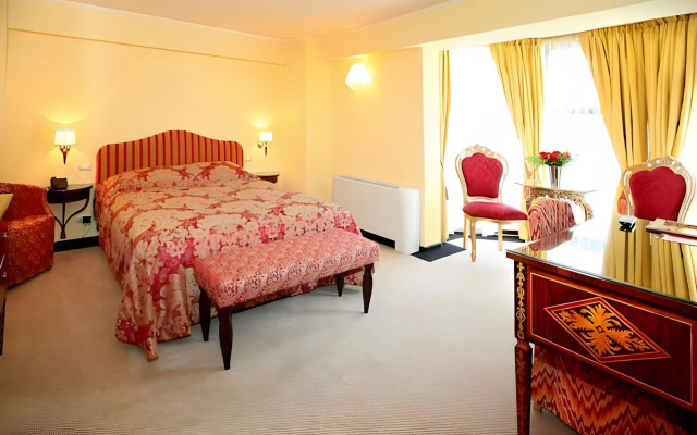 Vigo Hotel