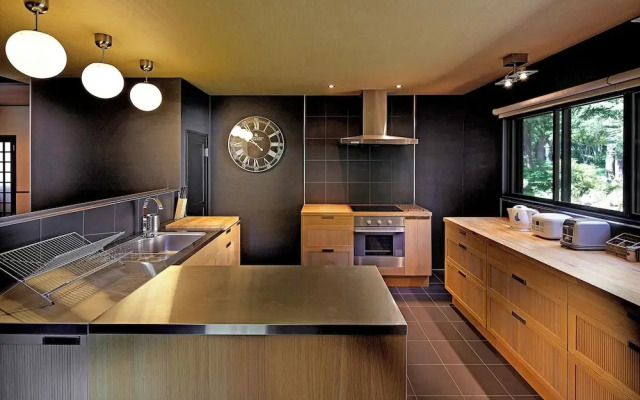 Hakuba Mountain Lodge