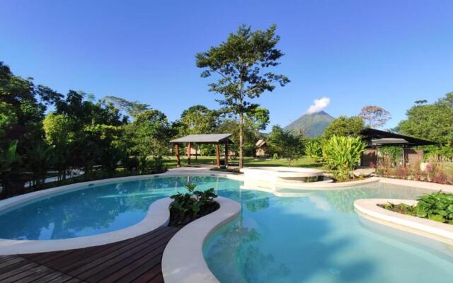 Arenal Glamping