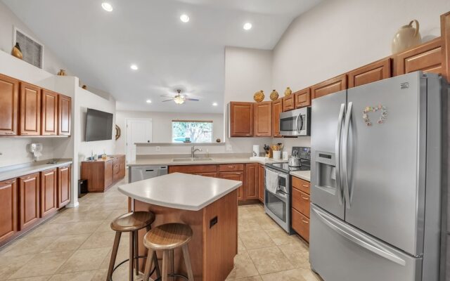 Summer All Year Round 2 Bedroom Home by RedAwning