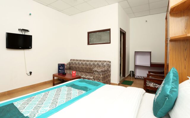 OYO 8714 Hotel Amar