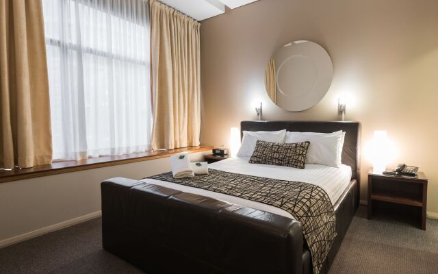 Clarendon Hotel