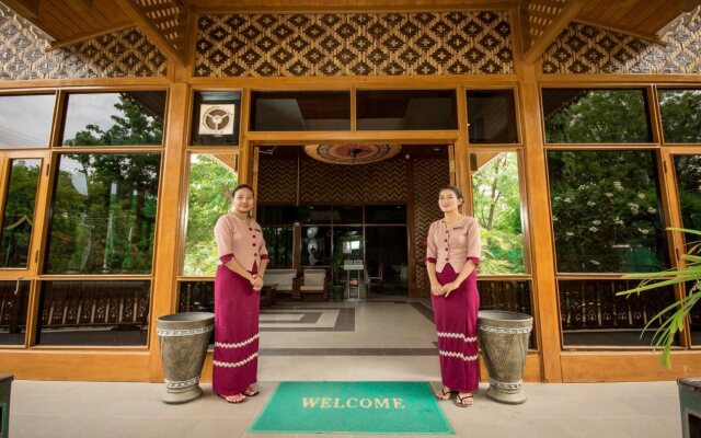 Ruby True Hotel