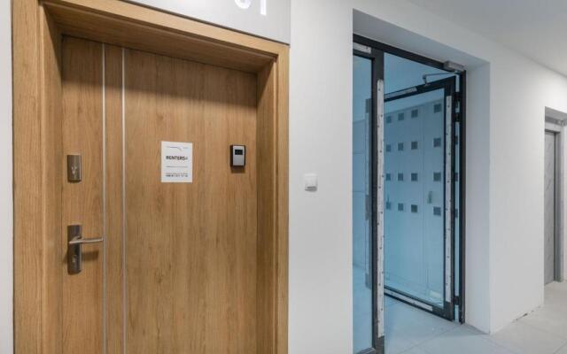 Sunny Apartments by Renters