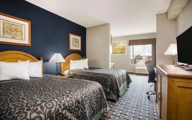 Days Inn & Suites by Wyndham Foley