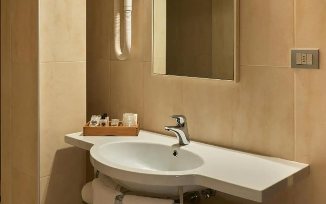 Delfina Palace Hotel