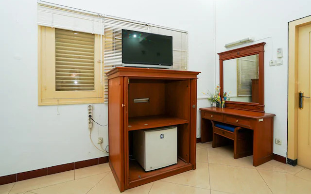 OYO 1346 Sinergi Hotel Gresik
