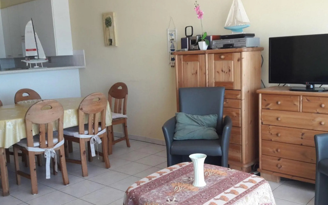 Nice apartment in Blankenberge with balcony