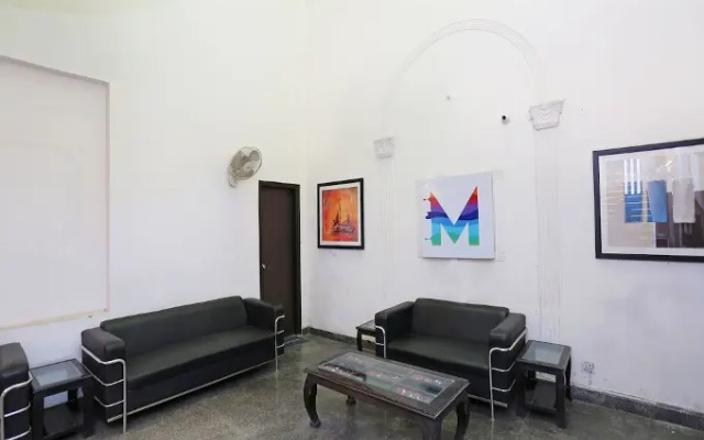 Diamond Stays By OYO Rooms