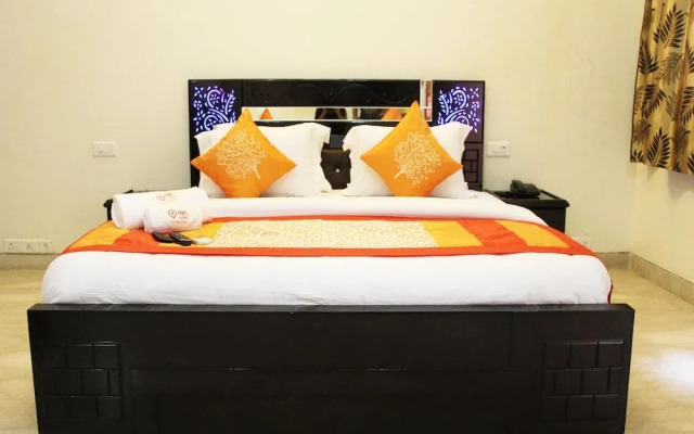 Oyo 1450 Hotel Ashray