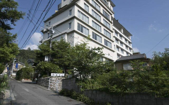 onsen hotel Omoto