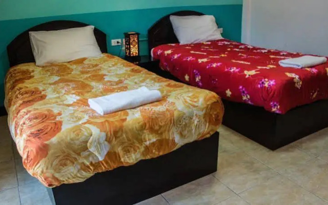 Patong Bay Guesthouse